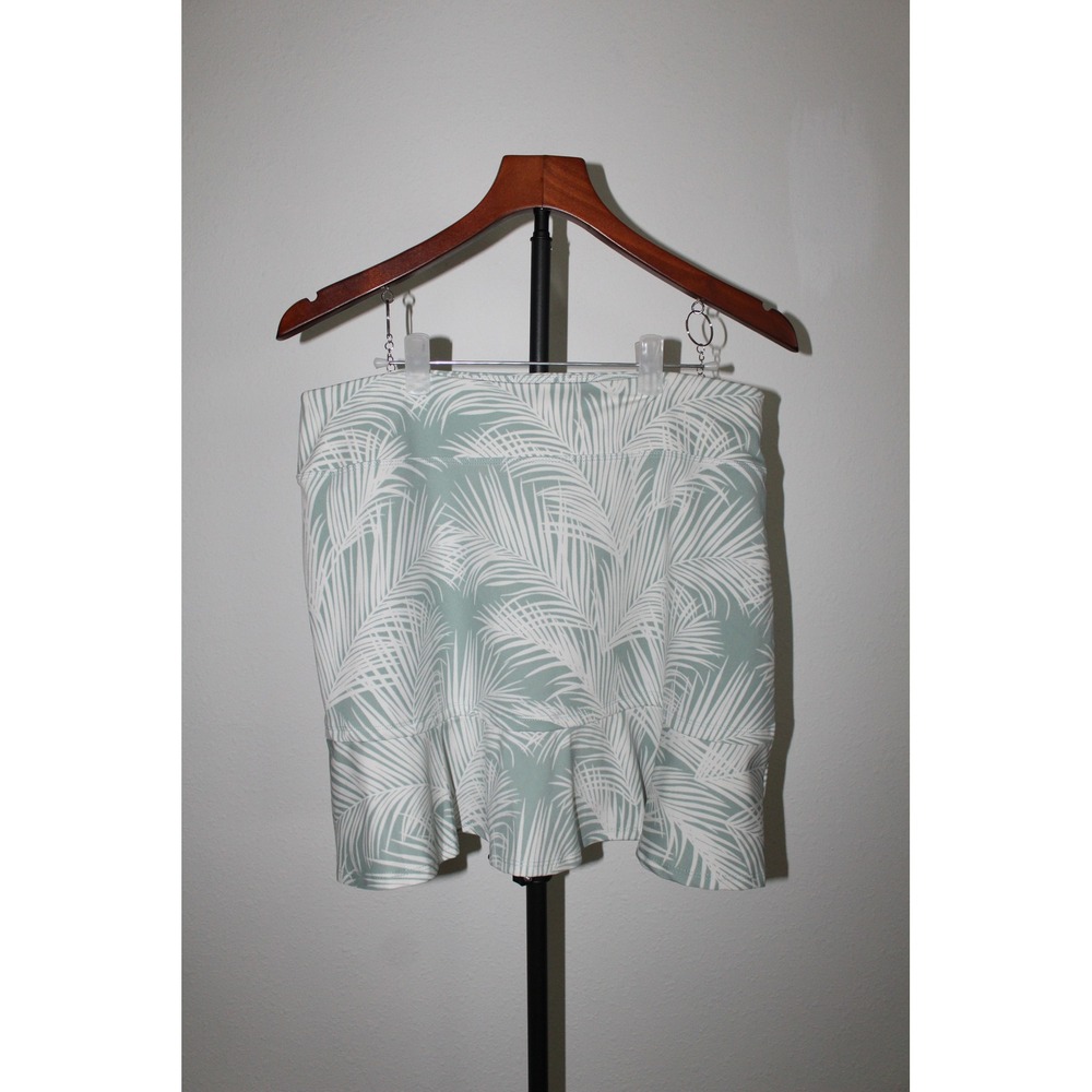 Tommy Bahama Everyday Active Palm Print Skort Sea Glass Green Ruffle Hem Large